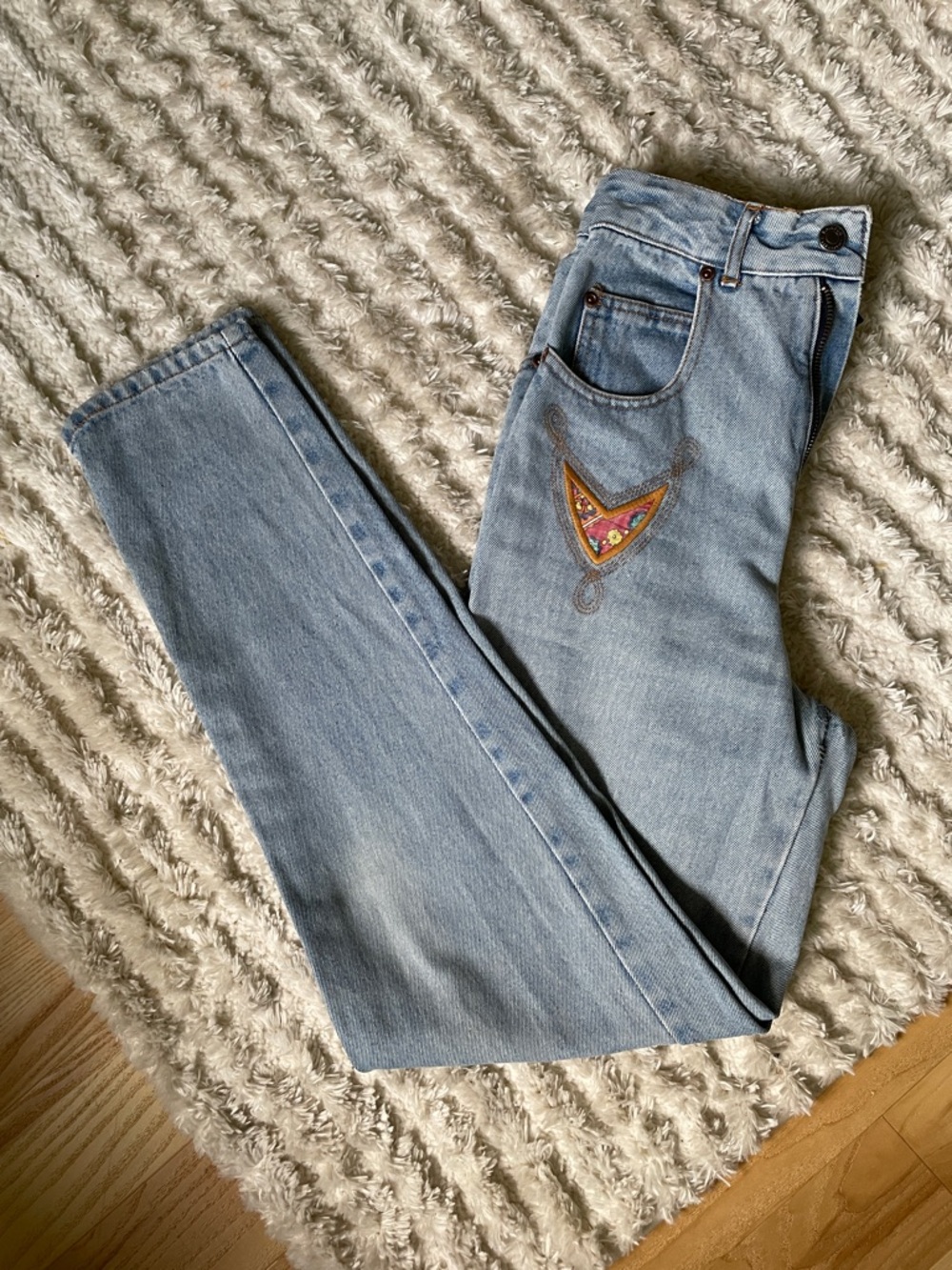 Light Wash Jeans with Embroidered Patch